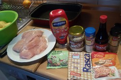 Recept elkészítése Burgonyás csirkemell egyetlen tepsiben, lépés 1