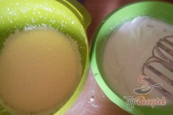 Recept elkészítése Puha kakaós szelet citromos-porcukros mázzal, lépés 3